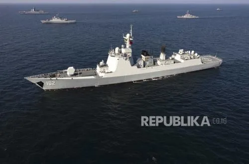 Latihan Militer Bersama Iran dan Rusia di Laut Oman, Selat Hormuz Ditutup