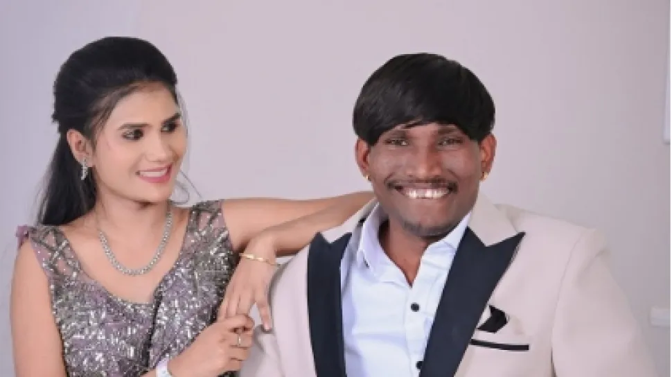 Suraj Chavan: Influencer India yang Viral karena Kemiripan dengan Justin Bieber