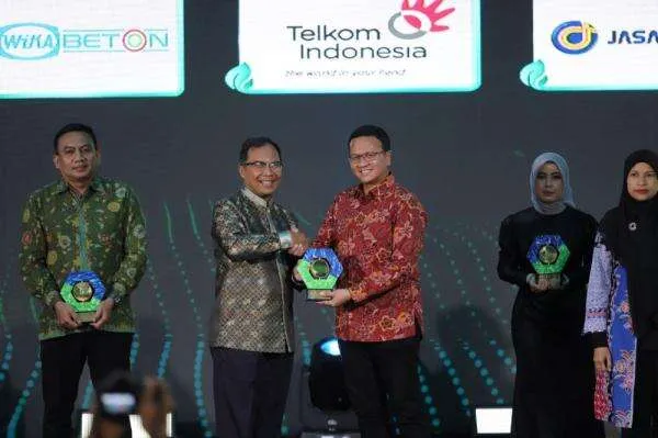 Telkom Indonesia Raih Anugerah ESG 2025 atas Inisiatif Berkelanjutan