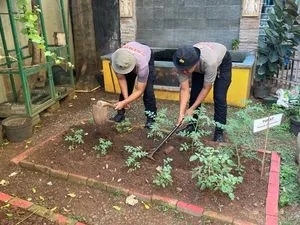 Brimob Polda Metro Jaya Dukung Ketahanan Pangan Melalui Perawatan Lahan