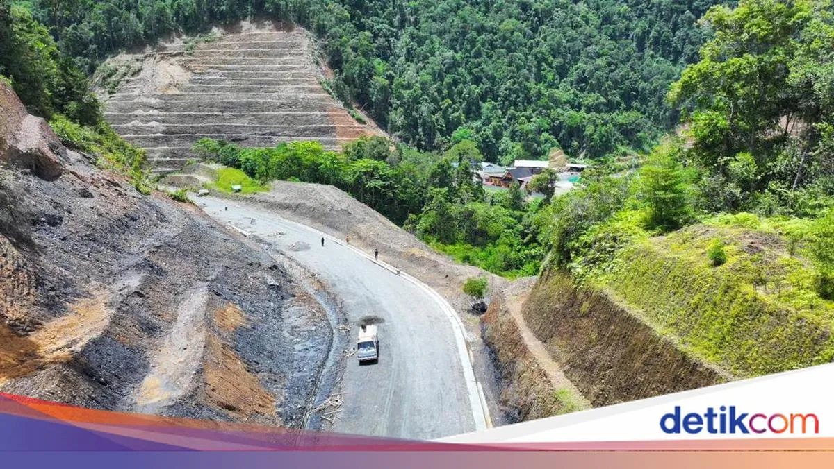 Jalan Trans Papua 50,14 Km Tingkatkan Konektivitas Tiga Provinsi