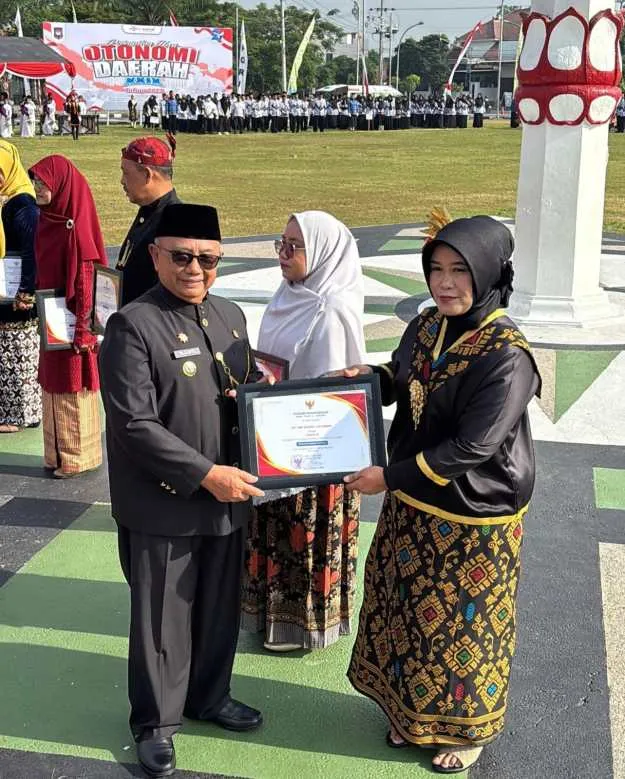 Pemkab Blitar Rayakan Hari Pendidikan Nasional dan Otonomi Daerah