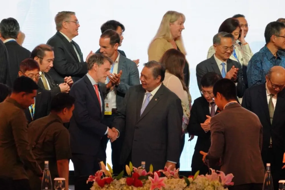 Airlangga: Kemiskinan Indonesia Turun 8,5% di Forum APEC