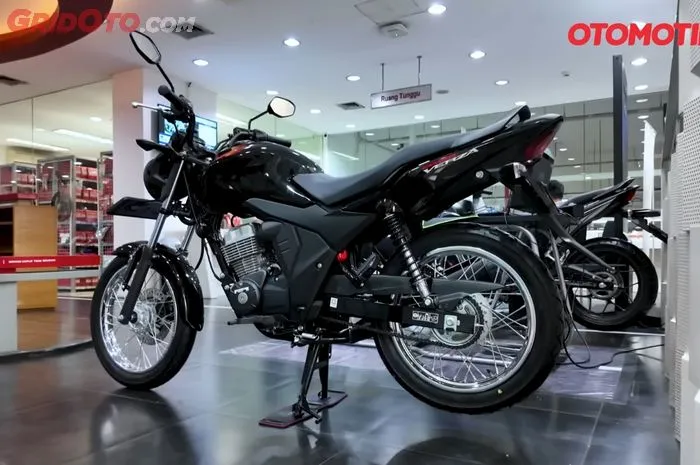 Honda CB150 Verza: Motor Sport Irit dan Terjangkau untuk Mudik