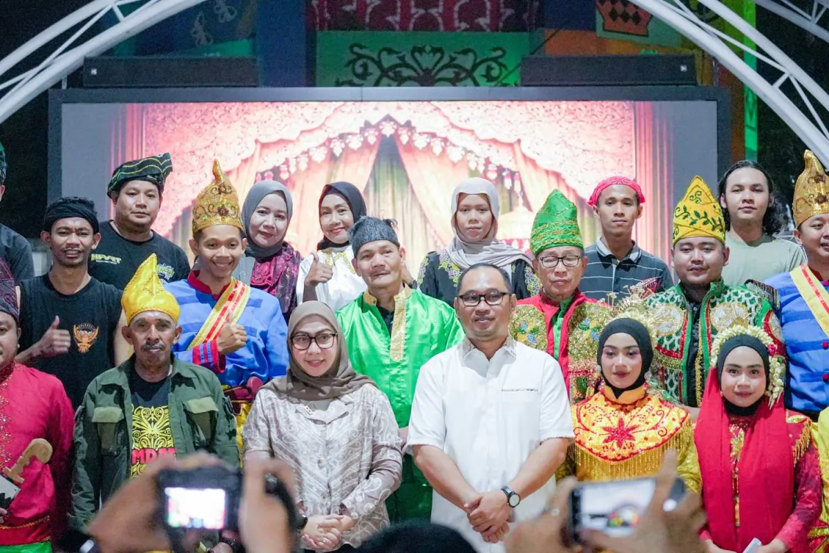 Komunitas Seni dan Wali Kota Banjarbaru Bahas Pelestarian Budaya Lokal