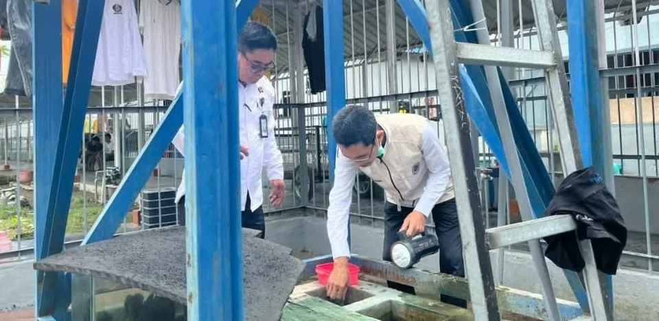 Upaya Lapas Bulukumba Ciptakan Lingkungan Bebas DBD melalui Pemantauan Jentik Nyamuk