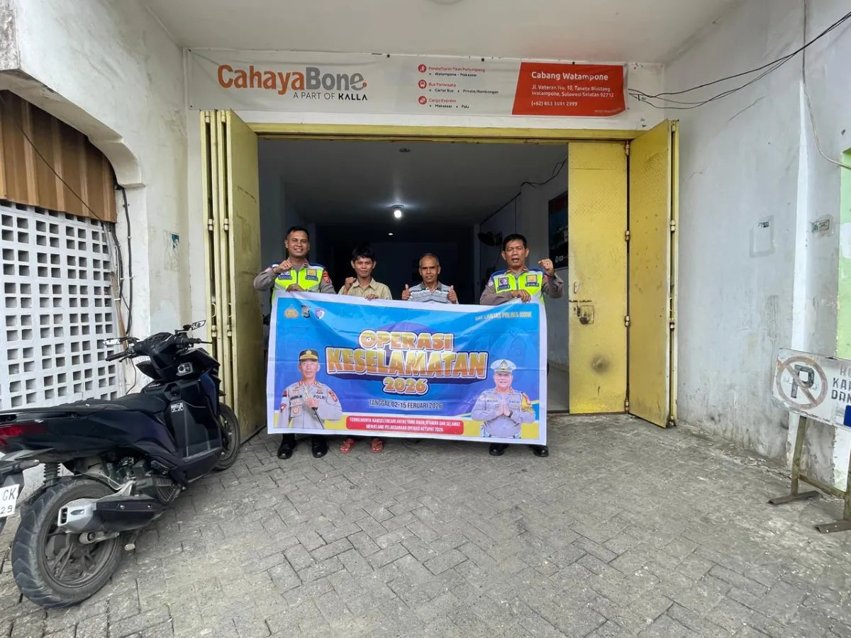 Polantas Bone Sosialisasikan Keselamatan Berkendara kepada Agen Travel