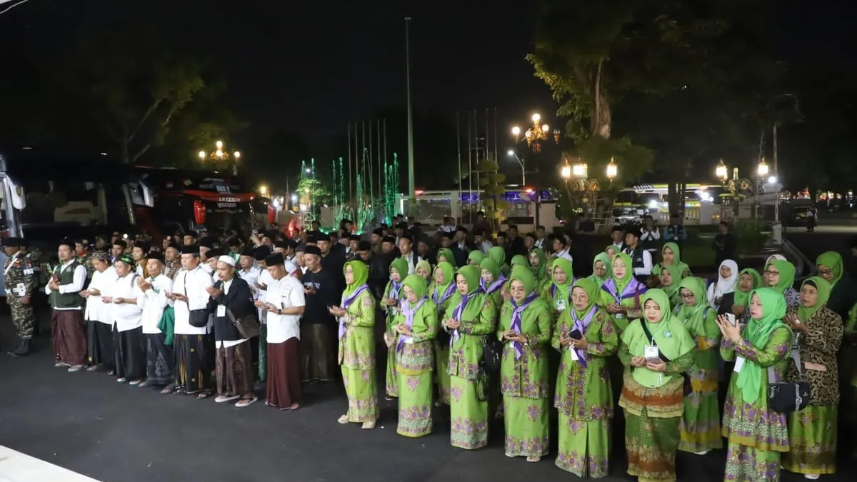 Ribuan Warga NU Jombang Hadiri Mujahadah Kubro 1 Abad di Malang
