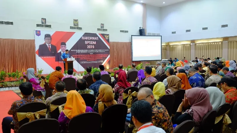 Perubahan Pola Pikir ASN Dalam Pelayanan Publik Ditekankan dalam Rapat Koordinasi BPSDM