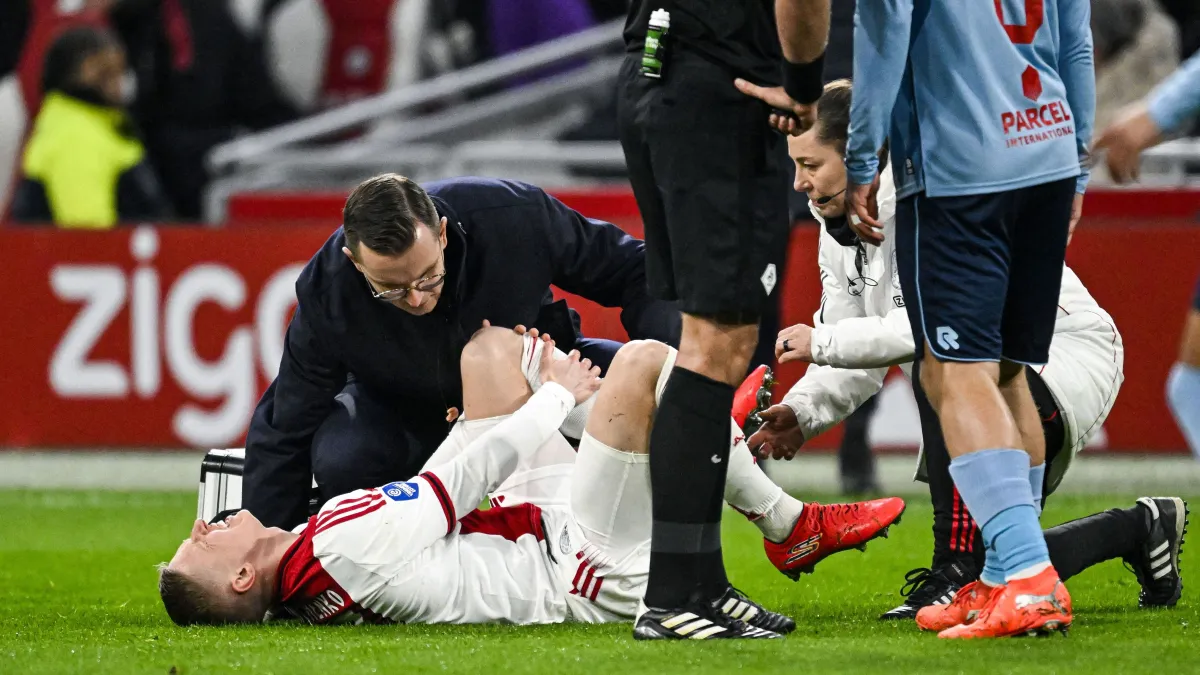 Oleksandr Zinchenko Terpaksa Akhiri Musim Karena Cedera Serius