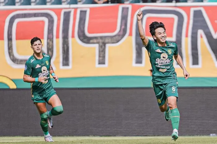Muhammad Iqbal: Bintang Persebaya dengan Gol Kilat dan Umpan Terobosan Terbanyak