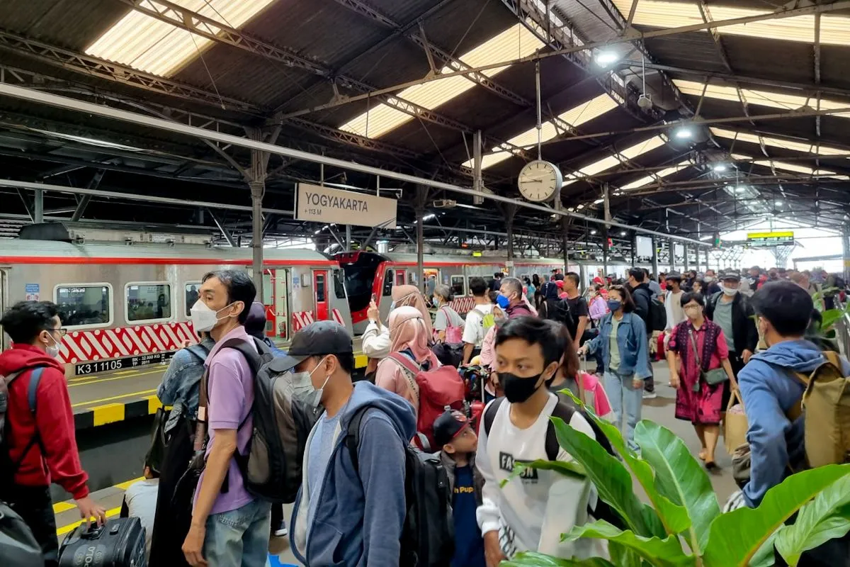 KAI Tingkatkan Layanan Kereta untuk Mobilitas Aglomerasi Jawa Tengah