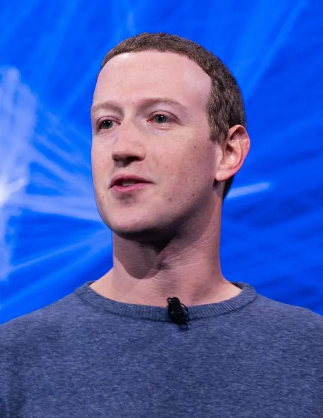 Facebook: Dua Dekade Mengubah Komunikasi Digital