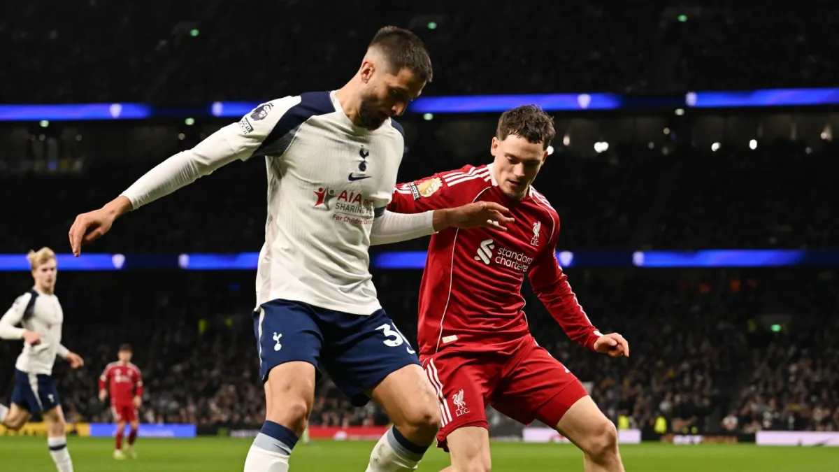Liverpool Raih Kemenangan 2-1 atas Tottenham di Liga Premier