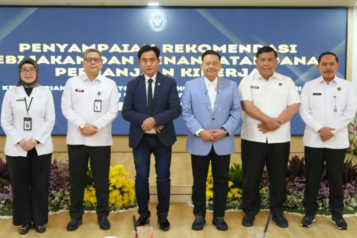 Yusril Soroti Pentingnya Badan Legislasi Nasional untuk Harmonisasi Regulasi
