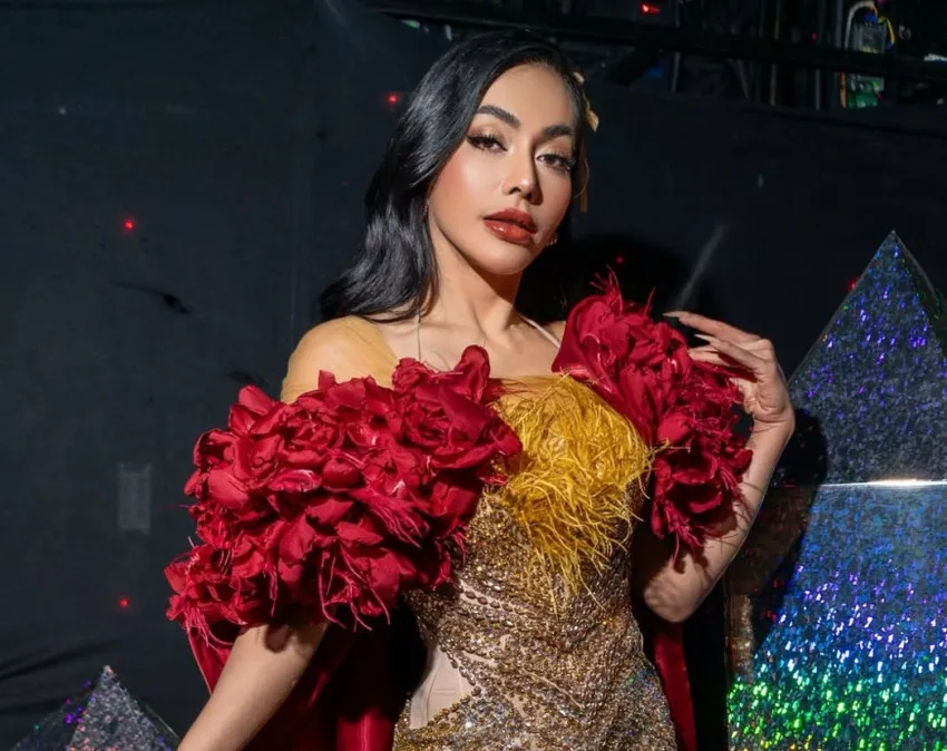 Denada Akui Ressa Rizky Sebagai Anak Kandungnya