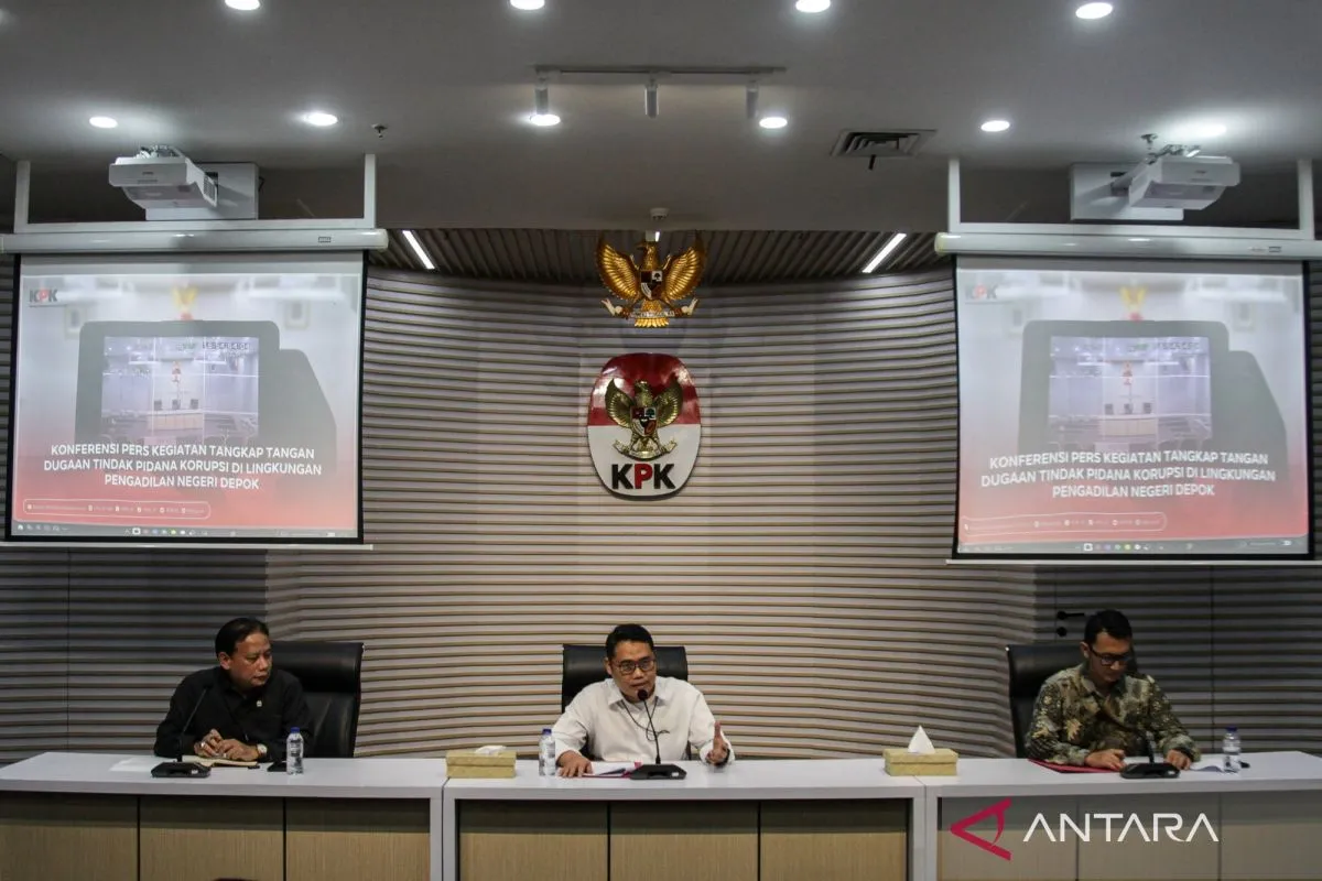 KPK Tahan John Field, Pemilik Blueray Cargo, Terkait Kasus Suap Bea Cukai