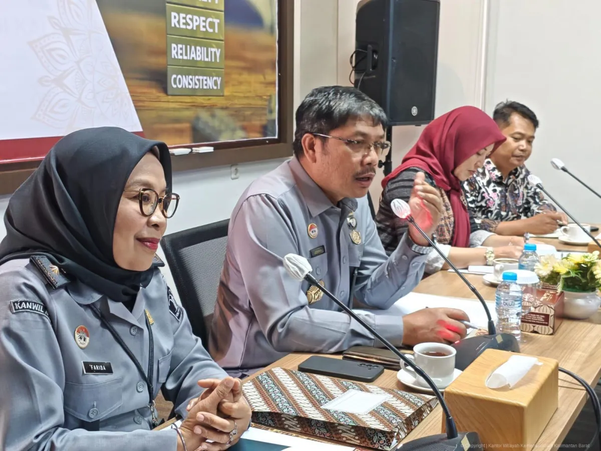 Kemenkum Kalbar dan OJK Bentuk Satgas untuk Sinkronisasi Data Fidusia