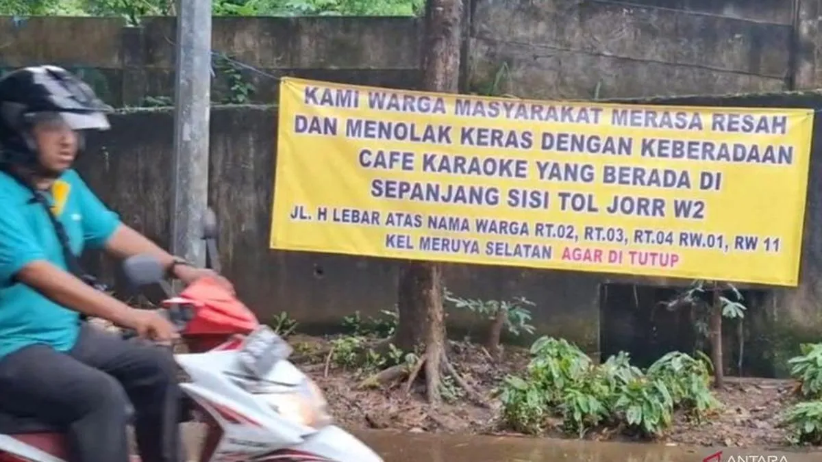 Warga Kembangan Protes Gubuk Karaoke Liar yang Ganggu Ketentraman