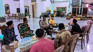 Tiga Pilar Desa Jetis Audiensi dengan Bupati Madiun Bahas Penertiban Makam