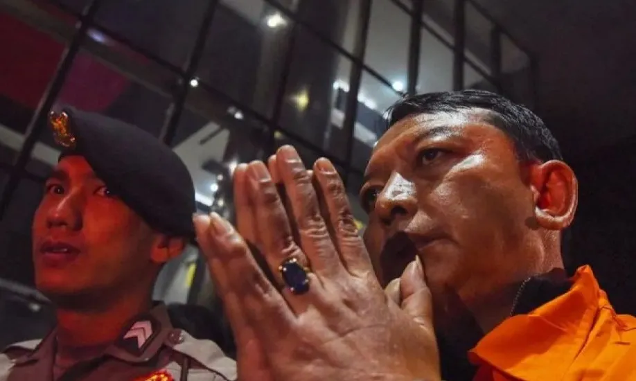 KPK Amankan Suap Rp850 Juta dari Tas Ransel dalam Kasus Hakim PN Depok