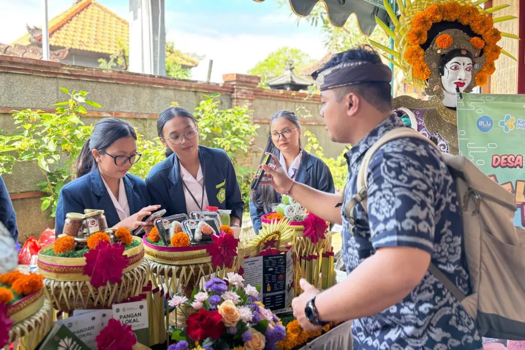 KKN-IPE Poltekkes Denpasar Tingkatkan Kesehatan dan Pemberdayaan di Desa Kekeran