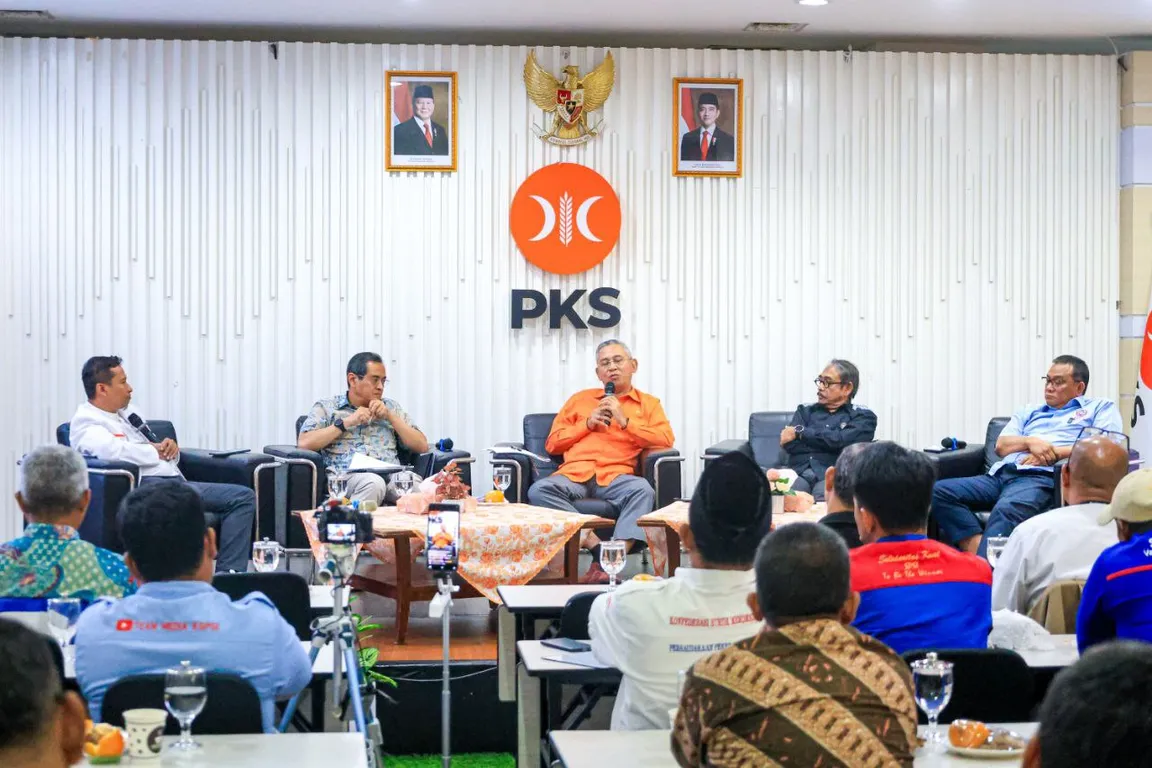 PKS Usulkan UU Ketenagakerjaan Baru untuk Keseimbangan Pekerja dan Pengusaha