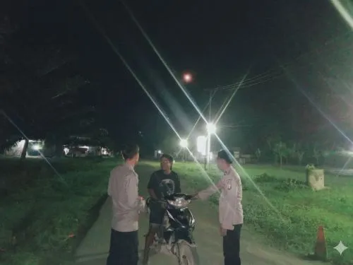 Polsek BNS Gelar Patroli Dialogis untuk Cegah Kriminalitas di Pekon Gunung Ratu