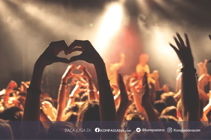Makna dan Nilai dalam Lagu 'Serta Mulia' Karya Sal Priadi