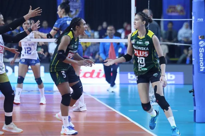 Pernikahan Shella Bernadetha dan Libero Timnas Indonesia Dihadiri Dalam Balutan Pakaian Adat Jawa