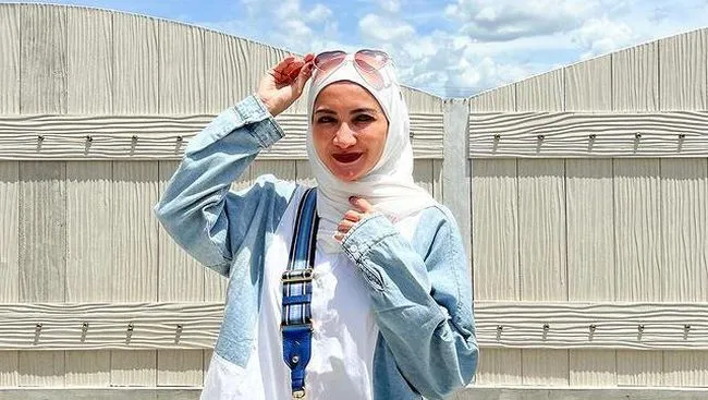 Kisah Tiga Selebriti Menghadapi Kehamilan Ektopik