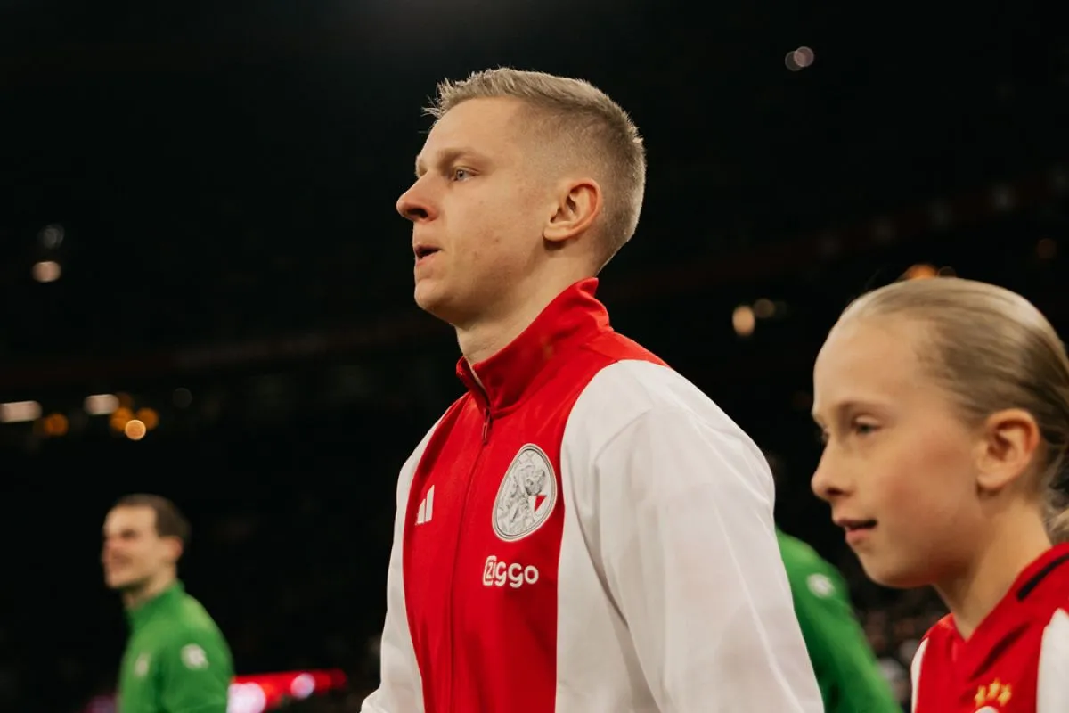 Zinchenko Dipastikan Absen Hingga Akhir Musim Karena Cedera Serius