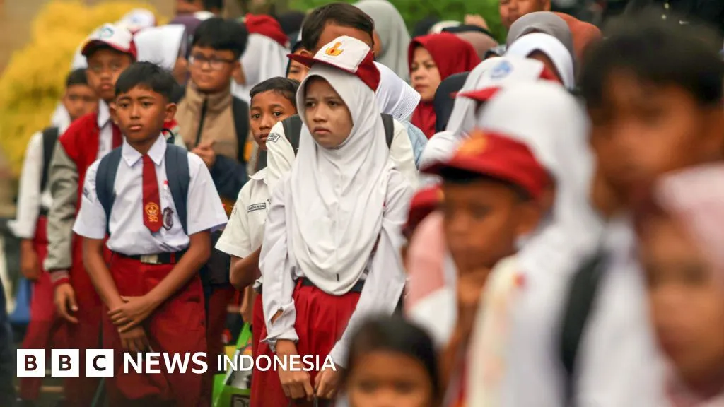 Program Sekolah Rakyat Dimulai: Tantangan dan Kontroversi di Tengah Harapan Pendidikan