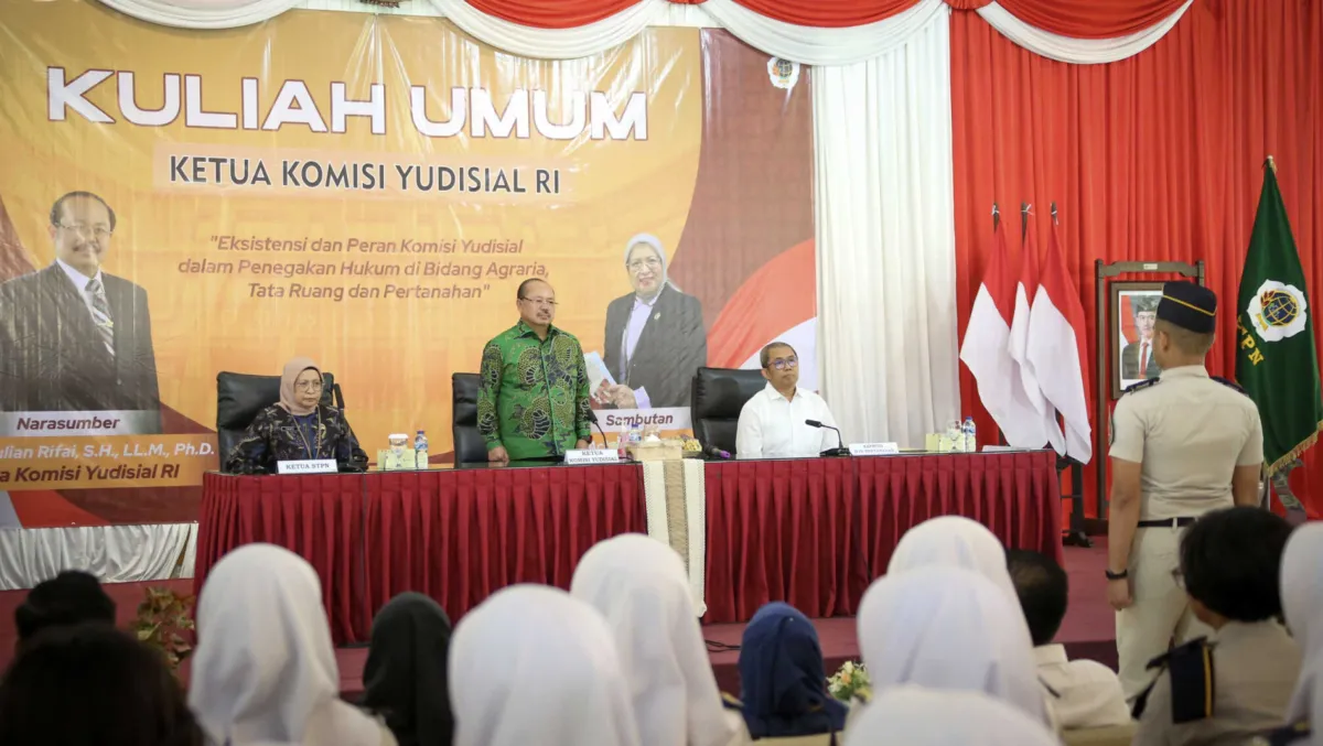 Kepercayaan Publik Terhadap Peradilan Kunci Pertumbuhan Ekonomi