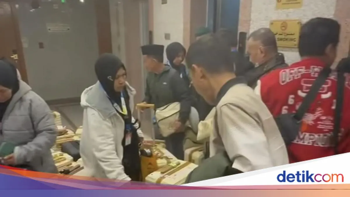 Owner Travel Ditangkap, 29 Jemaah Umrah Tertinggal di Jeddah