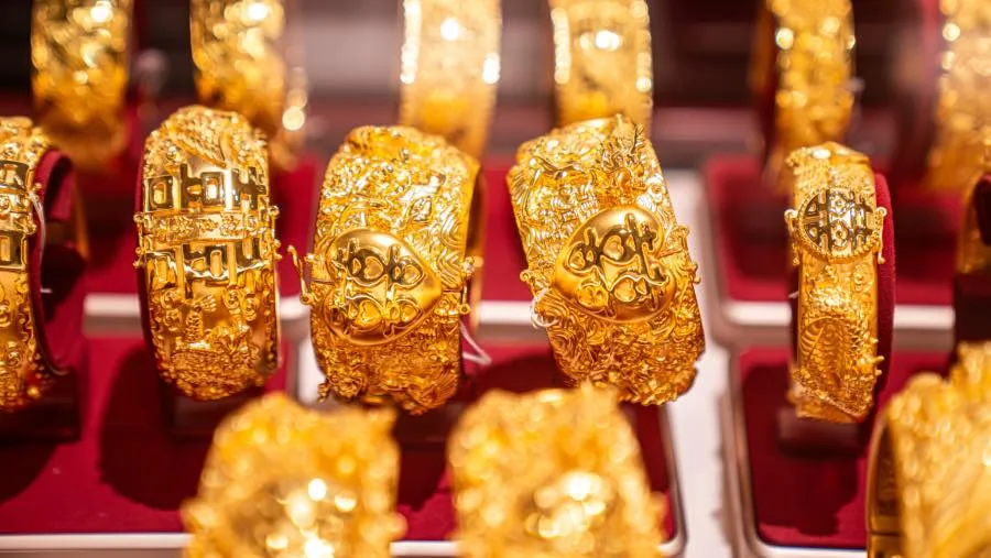 Harga Emas Turun di Bawah US$5.000 Akibat Perdagangan Lesu Saat Imlek