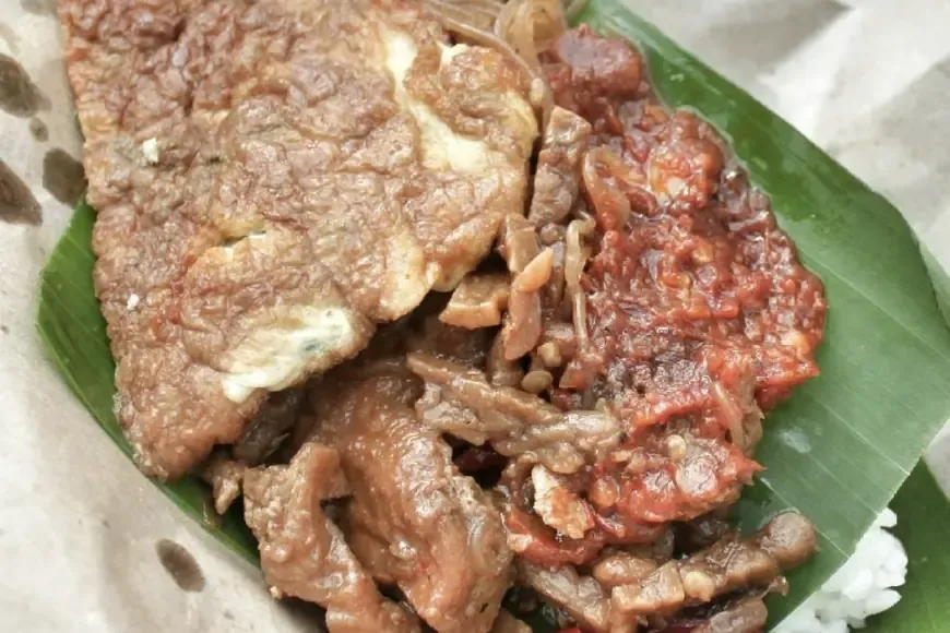 Nasi Jatos: Ikon Kuliner Madiun yang Menggugah Selera