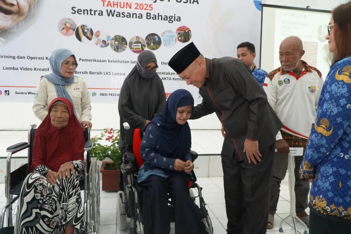 Wakil Gubernur Maluku Utara Rayakan Hari Lanjut Usia Bersama Lansia di Ternate