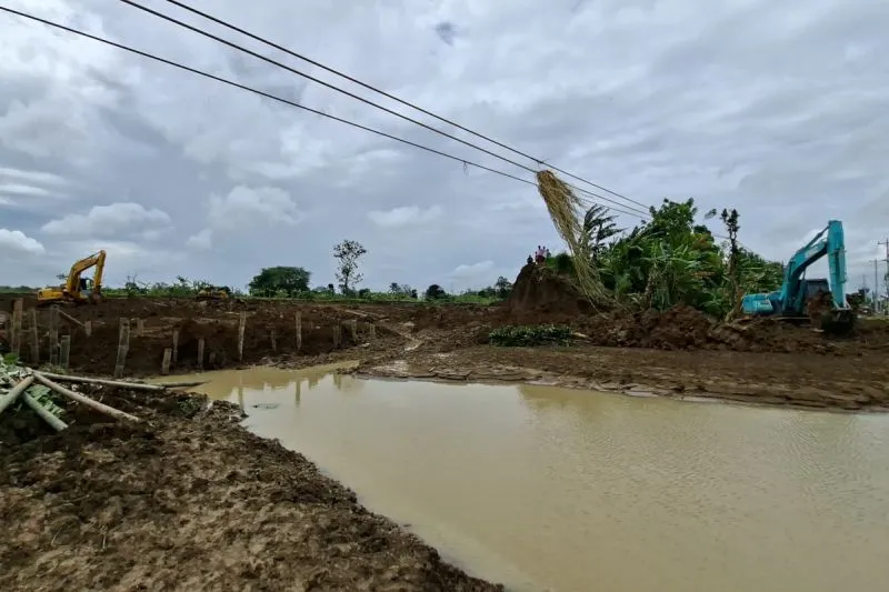 Rekayasa Lalu Lintas di Jalur Semarang-Grobogan Akibat Tanggul Jebol