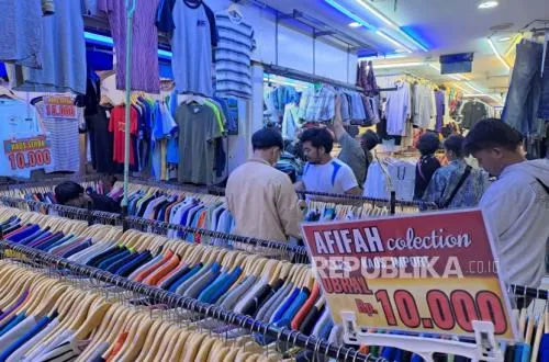 Pemerintah Lakukan Rebranding Pasar Pakaian Bekas Menjadi Pusat Brand Lokal