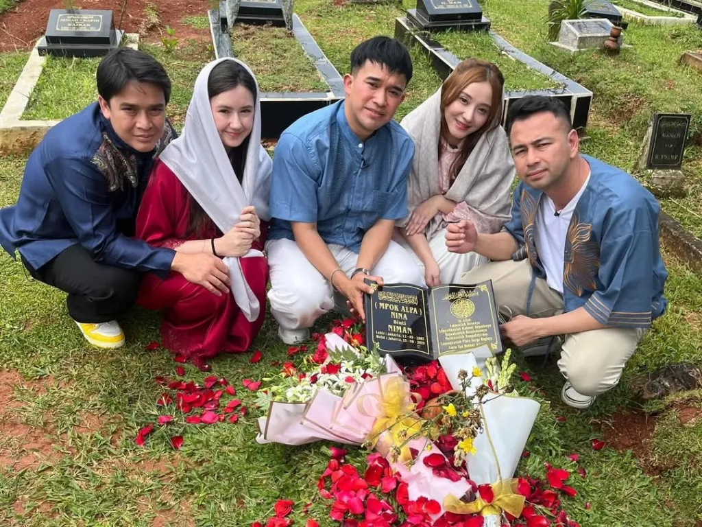Artis Tanah Air Laksanakan Ziarah Makam Menjelang Ramadan 2026