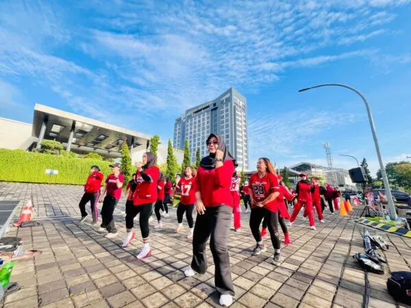Zumba Party Volume 2: Mendorong Gaya Hidup Sehat di Malang