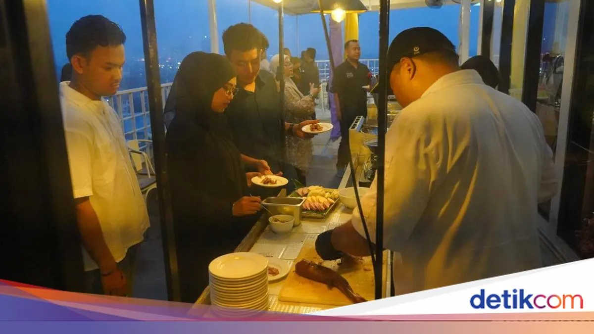 Hotel Surabaya Tawarkan Menu Buka Puasa Spesial ala Timur Tengah