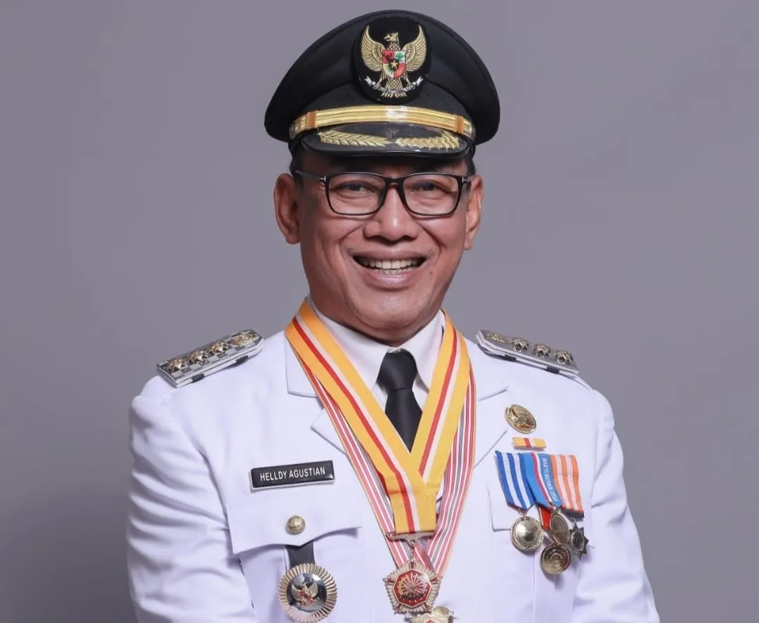 Walikota Cilegon Helldy Agustian Raih Penghargaan Tokoh Penggerak Koperasi Utama