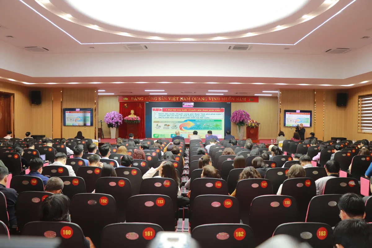 Konferensi Nasional untuk Memahami dan Melaksanakan Resolusi Kongres Partai ke-14