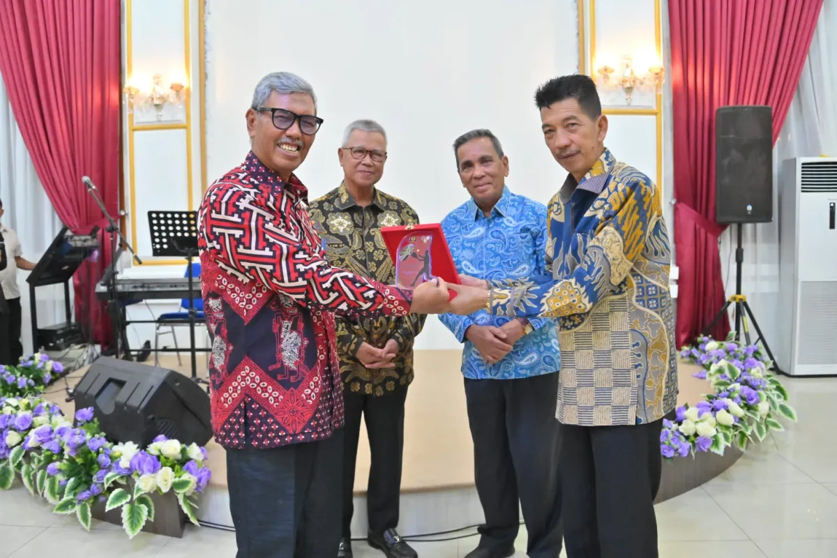 Bupati Bengkalis Sambut Kunjungan Purna Bakti Tenis Sumatera untuk Perkuat Sinergi Olahraga