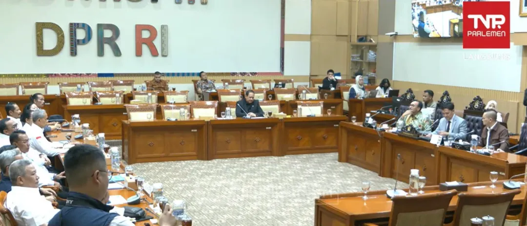 Buruh Dukung Polri di Bawah Presiden dalam Reformasi Hukum
