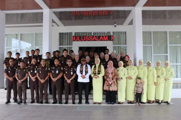 Kajati Aceh Tekankan Integritas dalam Kunjungan ke Kejari Subulussalam