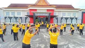 Polres Kepulauan Meranti Gelar Olahraga Pagi untuk Tingkatkan Kesehatan Personel