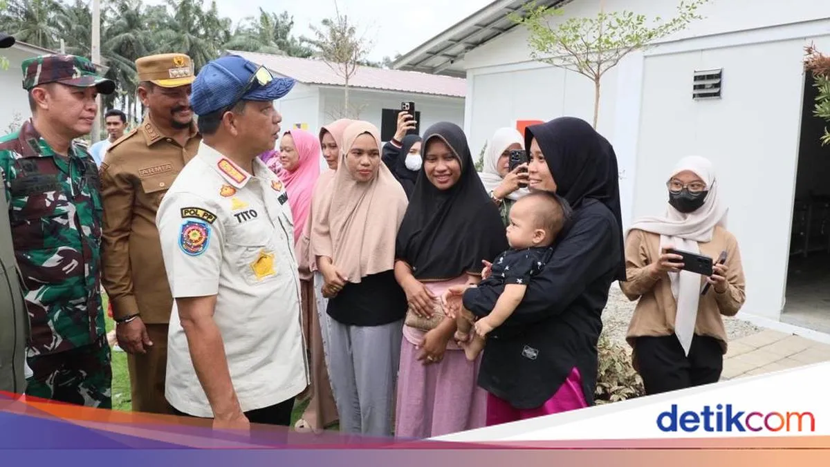 Tito Pastikan Kelayakan Hidup Pengungsi di Huntara Aceh Tamiang